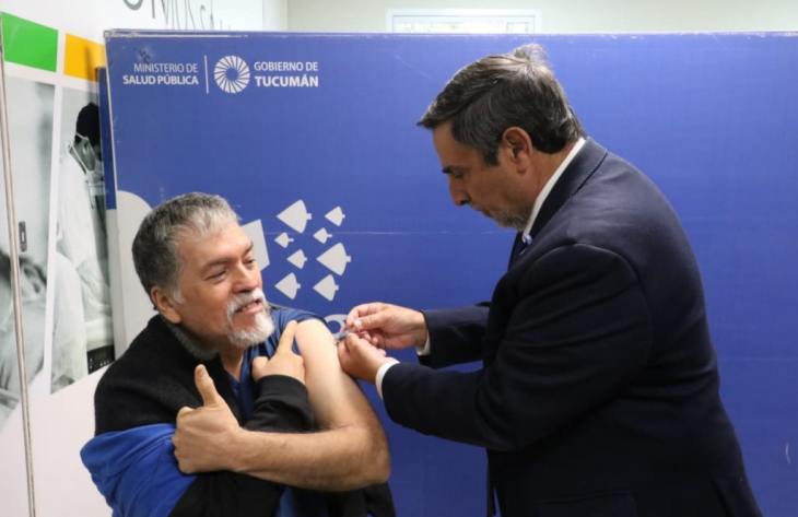 El ministro Medina Ruiz afirmó que la nueva variante de Gripe es más contagiosa pero no más grave